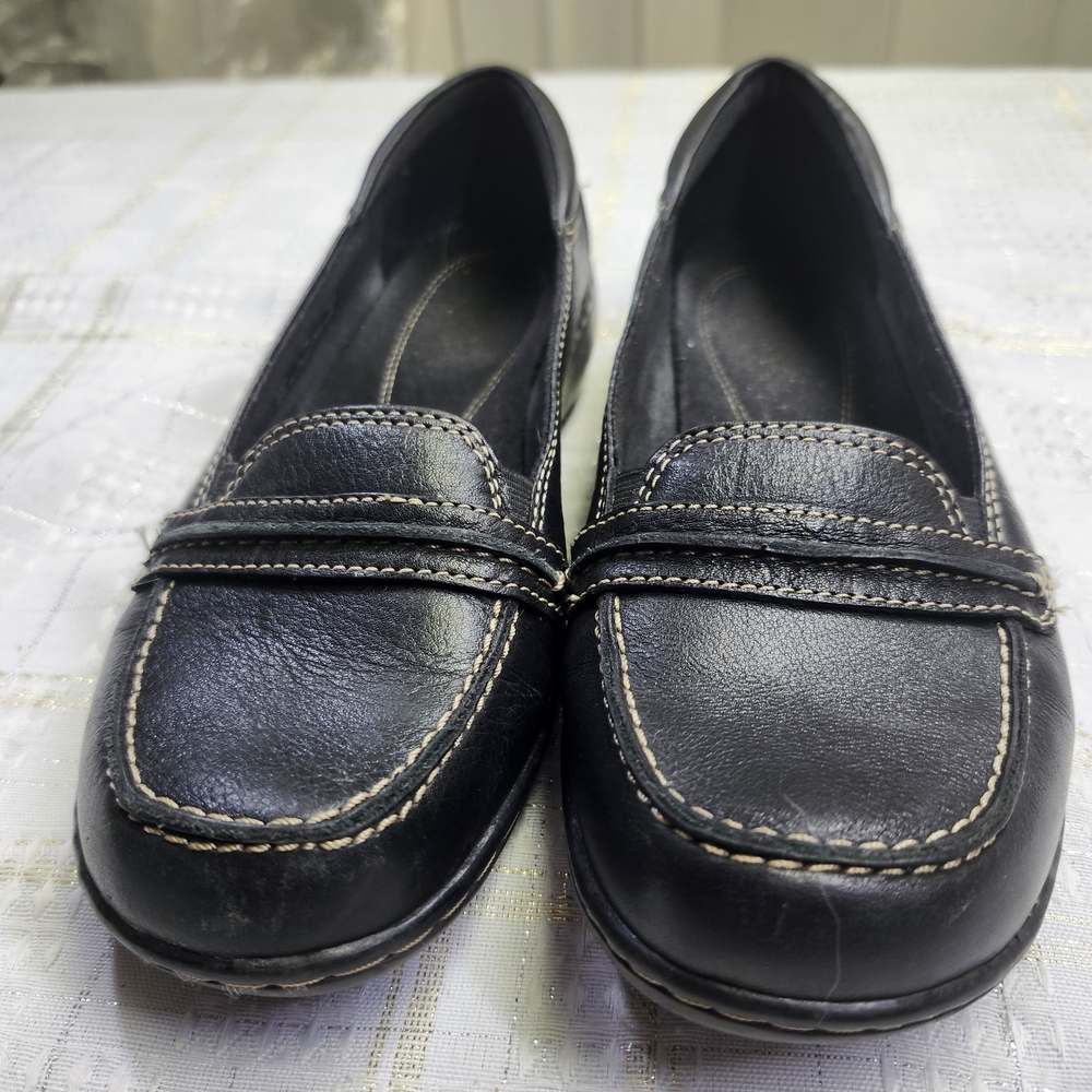 Clarks Black Leather Penny Loafers